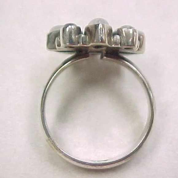 Vintage Sterling Silver Moonstone Ring - Picture 5 of 8